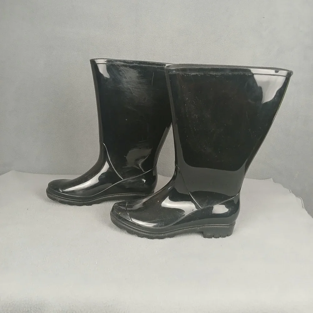 Womens US 6W Black Waterproof Round Toe Lug Sole High Top Pull On Rain Boots